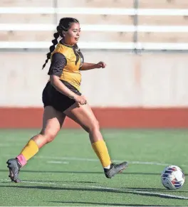  ?? ZACHARY ALLEN/THE PUEBLO CHIEFTAIN ?? Pueblo East’s Eliza Pedro chases after a loose ball during a matchup with Rye at Dutch Clark Stadium on March 19.