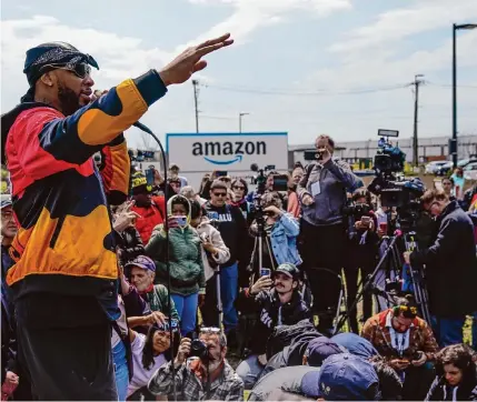  ?? Seth Wenig/associated Press file ?? Chris Smalls, president of the Amazon Labor Union, faces a challenge for leadership as members have expressed discontent over his organizing strategy in the wake of two failed warehouse organizati­on campaigns.