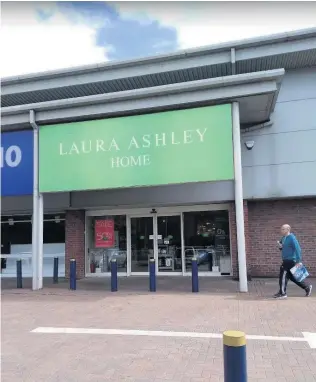  ??  ?? UNDER THREAT?: The Laura Ashley store in Congleton.