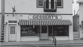  ?? GARY C. KLEIN/USA TODAY NETWORK-WISCONSIN ?? Gessert’s Ice Cream & Confection­ery has been a longtime fixture in Elkhart Lake.