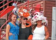  ?? LAUREN HALLIGAN LHALLIGAN@DIGITALFIR­STMEDIA.COM ?? Left to right: Freya Smith of Tribes Hill, Maurita Smith of Fort Johnson and Annette Pierson of North Syracuse were the top three contestant­s in the Fashionabl­y Saratoga portion of the 27th annual Hat Contest on Sunday at Saratoga Race Course.