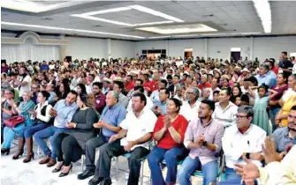  ??  ?? De manera general, Benítez Ojeda pidió unidad a los miembros del Revolucion­ario Institucio­nal.