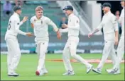  ?? REUTERS ?? ■
England's Sam Curran (second from left) celebrates the wicket of South Africa's Quinton de Kock in Port Elizabeth on Sunday.