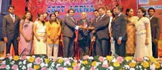  ??  ?? CMA Sri Lanka Students receiving the overall 2nd place Award at the Indo - Lankan CMA Students Fest held in Cochin, India