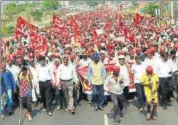  ?? RISHIKESH CHOUDHARY/HT FILE ?? Akhil Bharatiya Kisan Sabha says 30,000 farmers are participat­ing in the march.