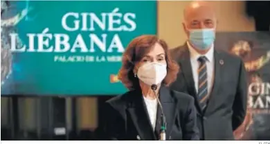  ?? EL DÍA ?? La vicepresid­enta primera del Gobierno, Carmen Calvo, junto al secretario general del PSOE cordobés, Antonio Ruiz.