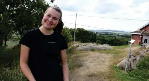  ??  ?? De tre siste årene har Ingvild Løvendahl (18) jobbet somrene og helger på Nordberg fort.