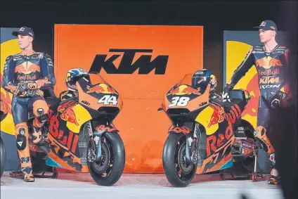  ?? FOTO: KTM ?? Pol Espargaró y Bradley Smith, los pilotos oficiales de KTM en MotoGP. La firma austríaca quiere también triunfar en la categoría estrella