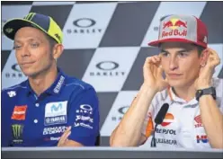  ??  ?? RIVALES. Rossi y Márquez, juntos en la rueda de prensa de Mugello.