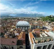  ??  ?? Verso il voto 145 mila i bresciani alle urne domenica