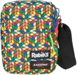  ??  ?? JEU DE POCHE
On a trouvé la solution au casse-tête : s’offrir la sacoche Eastpak x Rubik’s Cube. 39 €.