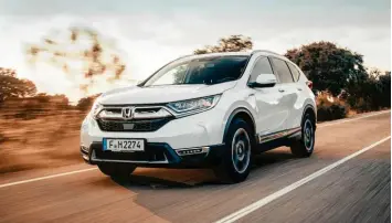  ?? Foto: Honda ?? Weiße Weste trotz Verbrenner: Honda interpreti­ert die Hybrid-Technik im neuen CR-V so ganz anders.