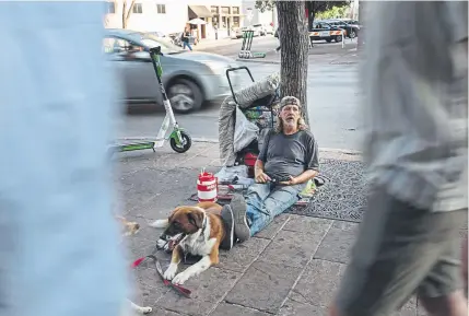  ?? Tamir Kalifa, The Washington Post ?? David Fields sits on Sixth Street in Austin. The Texas capital has become the latest flash point in the national debate over whether homeless residents have a constituti­onal right to sleep on public streets.