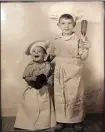  ?? FAMILY HANDOUT PHOTOGRAPH ?? Bakersfiel­d “chefs,” Al Bensusen at age 5 with his little brother, Joey.