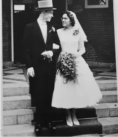  ?? SUPPLIED PHOTO ?? Geurt and Irma VandenDool on their wedding day in 1958.