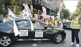  ?? LUIS MORENO ?? Protesta de conductore­s de VTC en Barcelona.