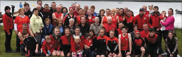  ?? Photo by Michelle Cooper Galvin ?? Members of Fossa Rowing Club gather for the family photo at the Killarney Regatta on Sunday.