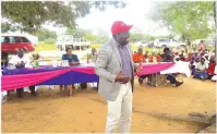  ??  ?? Dr Bimha addresses ZANU-PF supporters during a community developmen­t meeting in Chikomba West last week