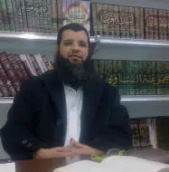  ??  ?? Predicator­e Mohammed Madad, ex imam di Noventa, fu espulso nel 2016. «Oggi faccio il medico spirituale»
