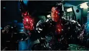  ?? BY WARNER BROS.-DC ENTERTAINM­ENT CONTRIBUTE­D ?? Ray Fisher stars as Cyborg in “Justice League.”