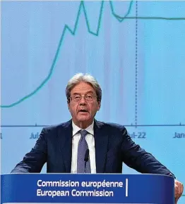  ?? ?? El comisario europeo de Economía, Paolo Gentiloni, ayer en Bruselas.