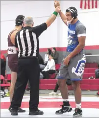  ?? File photo by Ernest A. Brown ?? Cumberland senior Kaream Sangare, right, is looking to return to the 195-pound state final tomorrow night. The Clippers are one of four contenders to win the state title.