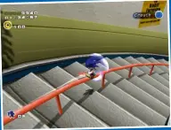  ??  ?? » [Dreamcast] Grind rails keep you moving in the right direction, and add style points to boot.