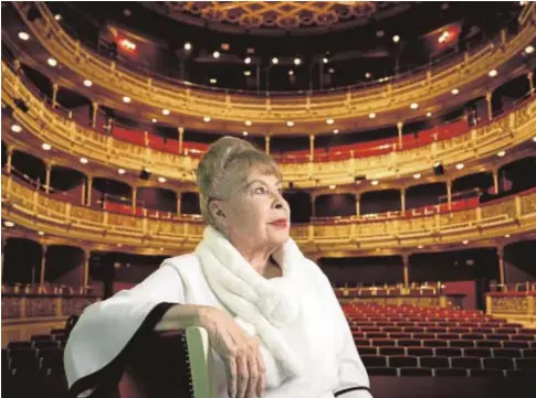  ?? // IGNACIO GIL ?? Gemma Cuervo, en el escenario del Teatro María Guerrero