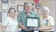  ?? SUBMITTED ?? Marilyn Kenny, president of Lakeville Women’s Institute, Keith De Vries, and Judy Parks, Kings West district director.