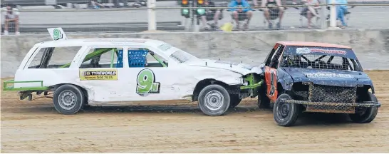  ?? Photo: TOM LANEY/IMAGEPRESS ?? Ryan Musgrove, in his Ford Falcon stationwag­on, is looking forward to mixing it up in the streetstoc­k State of Origin at Woodford Glen.