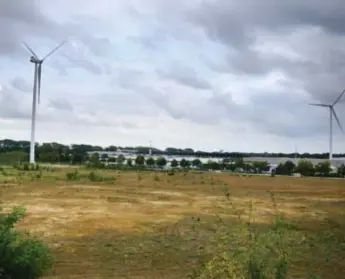 ?? FOTO JEFFREY GAENS ?? De locatie in Rotem waar Dils-Energie een gasgestook­te centrale wil bouwen. Dit project stuit alvast op protest in de omgeving.