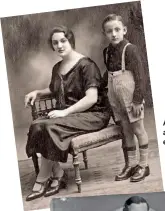  ??  ?? Avec sa mère après leur arrivée en France, en 1926.