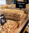  ??  ?? I MARIBO ligger bageren Pabst, som har vundet flere priser for sit gode brød. Deriblandt en guldmedalj­e i konkurrenc­en om Danmarks bedste rugbrød i 2018.