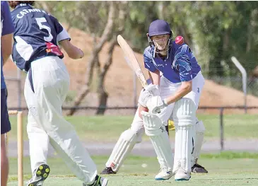  ??  ?? A watchful Luke Garner waits to pick the delivery coming towards him at Western Park in the under 16s.