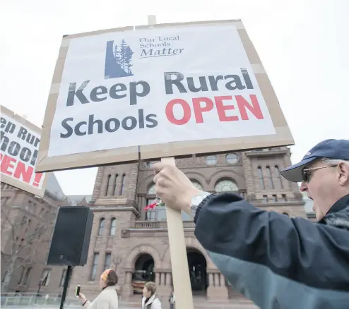  ?? TYLER ANDERSON / NATIONAL POST ?? With about half a million empty seats in schools across Ontario, hundreds of schools built for earlier generation­s with more children still operate half- empty, targets of school board closing reviews that can drag on for years.