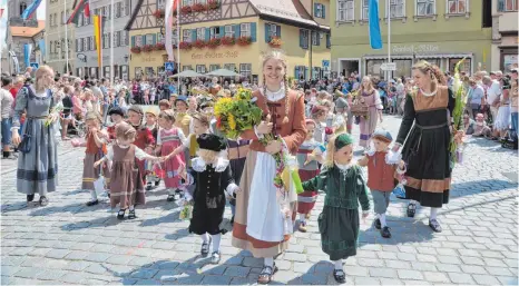  ?? FOTO: WENZEL ?? Vom 14. bis 23. Juli ist in Dinkelsbüh­l wieder Kinderzech­e.