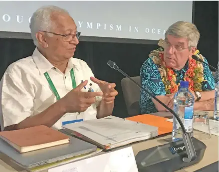  ?? Photo: Waisea Nasokia ?? Oceania National Olympic Committee’s (ONOC) president Dr Robin Mitchel (left), with the president of the Internatio­nal Olympic Committee, Thomas Bach, in Nadi on May 3, 2022.