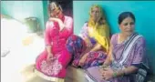  ?? RITESH MISHRA/HT ?? Chandabai Patel (right) with her motherinla­w Belabai and daughter Poonam at their house at Amarpur.