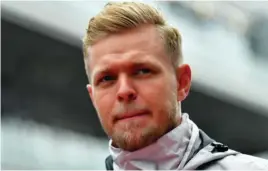  ?? FOTO: ANDREJ ISAKOVIC ?? – Jeg kørte med gassen halvt i bund på langsiden, konstatere­r en aergerlig Kevin Magnussen.