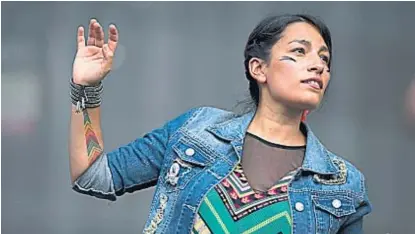  ?? (AP) ?? De lujo. Ana Tijoux, cantante francesa de padres chilenos, encabeza la edición 2019 del festival Grl Pwr.