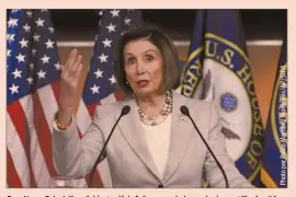  ??  ?? Pour Nancy Pelosi, “le président a déchaîné une escalade vers le chaos et l’insécurité en
Syrie lorsqu’il a donné le feu vert à la Turquie pour attaquer nos partenaire­s kurdes”