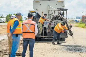  ?? CORTESÍA: SCOP ?? Se implementó un programa de bacheo y limpieza