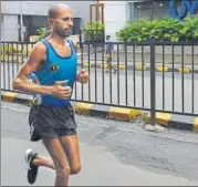  ?? AFP ?? Indian runner Samir Singh ran 9964 kms in 100 days.