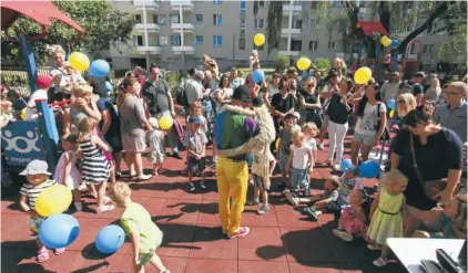  ??  ?? Otwarcie przedszkol­a Małego Kopernika na Służewiu