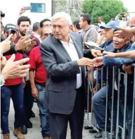  ??  ?? ATACA. Andrés Manuel López Obrador estuvo ayer en el Estado de México.