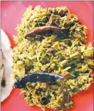  ??  ?? (L-R) The cover of the book. Stir-fried mocha dish mainly prepared in Tamil Nadu.