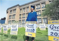  ?? MARK MORAN THE ASSOCIATED PRESS ?? Give hope its moment. It’s what all new grads deserve whether they’re moving from high school or university, Judith Timson writes.