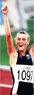  ??  ?? Glory days Liz wins 10,000 metres gold at 1990 Commonweal­th Games in Auckland