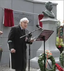  ??  ?? Retired major general David O’Morchoe, President of the Royal British Legion Republic of Ireland, reading the exhortatio­n and dedication.