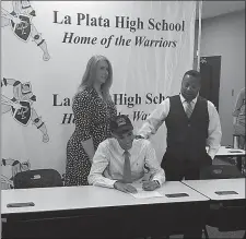  ?? SUBMITTED PHOTO ?? La Plata High School graduate Miles Smith recently signed to NCAA Division I University of Maryland Baltimore County for cross country and track and field. Smith, sitting, is accompanie­d his mother Carrie and father Kendell.